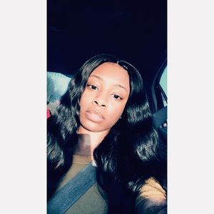 Meet your Posher, Felesia